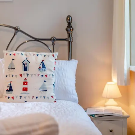 2 Bed In Allonby Oc-I30743 *